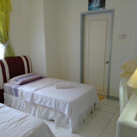 Aparthotel Costa Mahkota Malacca Esterno foto