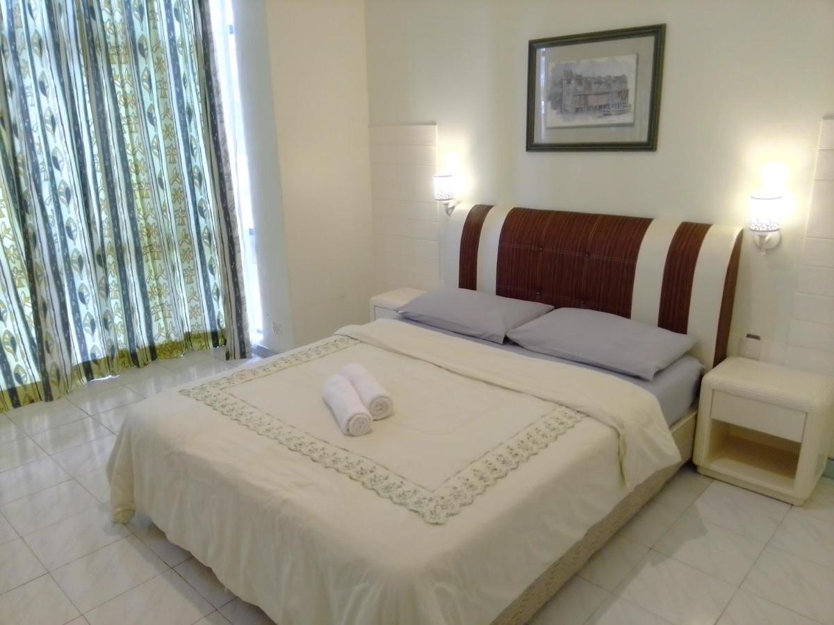 Aparthotel Costa Mahkota Malacca Esterno foto