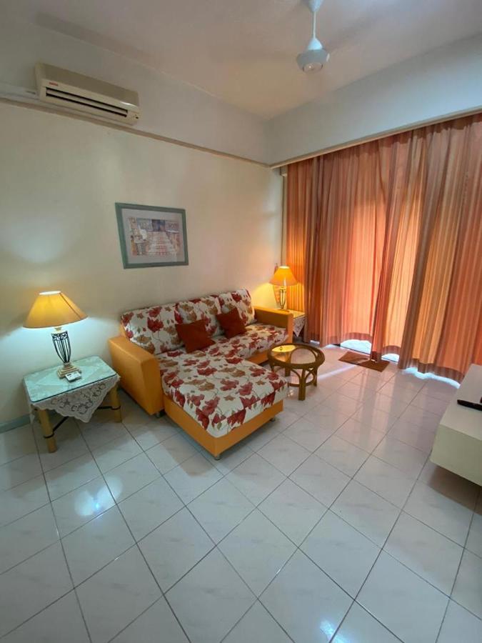 Aparthotel Costa Mahkota Malacca Esterno foto