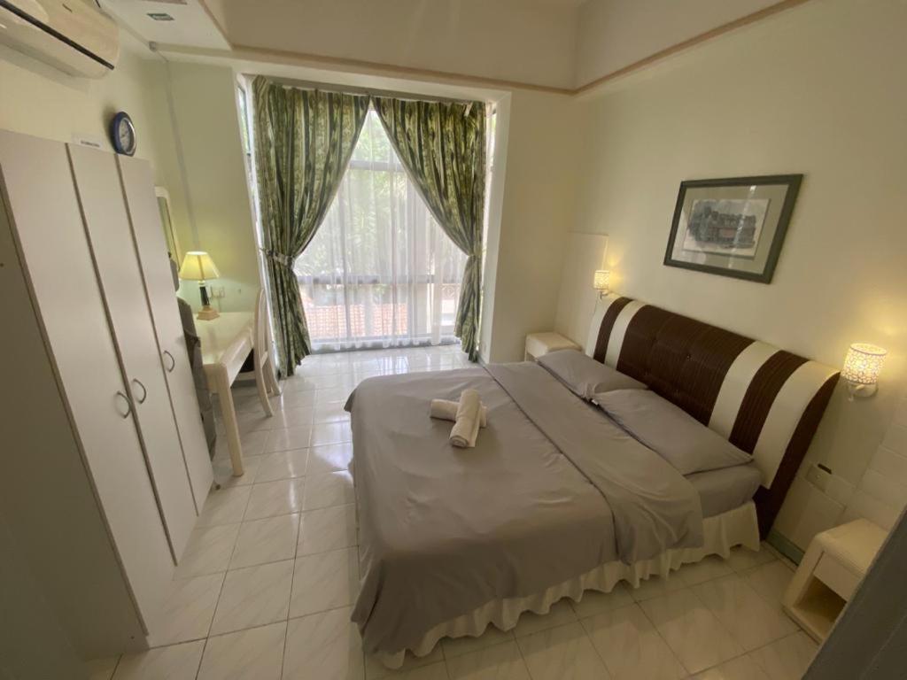 Aparthotel Costa Mahkota Malacca Esterno foto