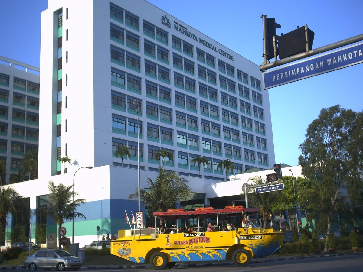 Aparthotel Costa Mahkota Malacca Esterno foto