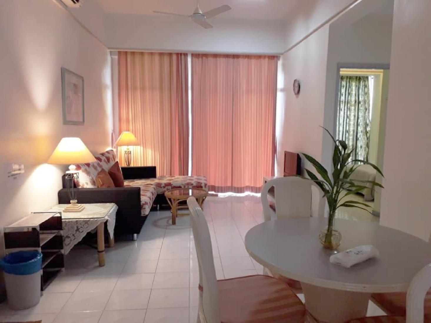 Aparthotel Costa Mahkota Malacca Esterno foto